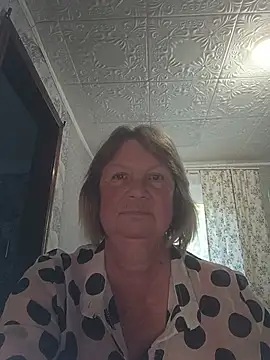 MilashkaCutie50 online show from July 15, 2026, 2:39 am