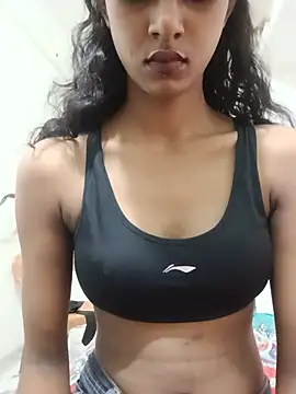 Snapshot of kavita_45 chatting on July 14, 2026, 4:02 pm kavita 45 online show from July 14, 2026, 4:02 pm