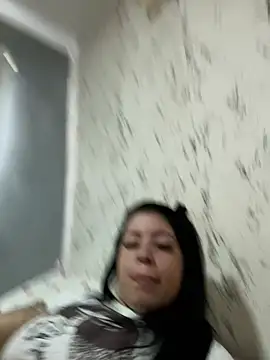 Snapshot of gabi_diass chatting on July 27, 2026, 4:14 pm gabi diass online show from July 27, 2026, 4:14 pm