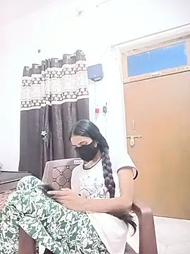 Riya cum33 online show from July 15, 2026, 5:40 pm