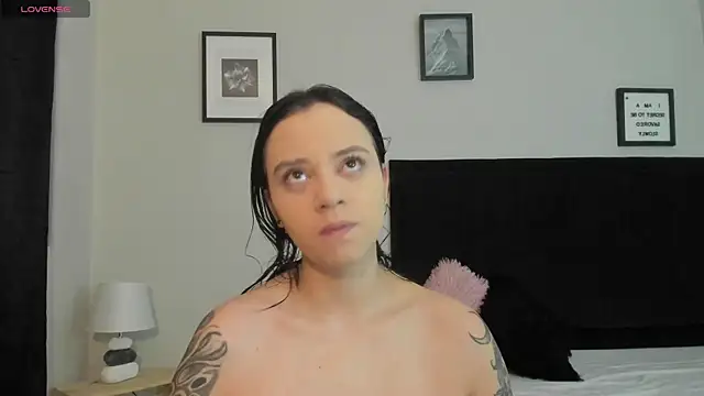 Sara B online show from July 24, 2026, 6:28 pm