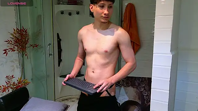 GodHades online show from June 18, 2026, 8:02 pm