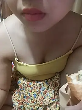 Emma-cutee online show from July 2, 2026, 2:00 am