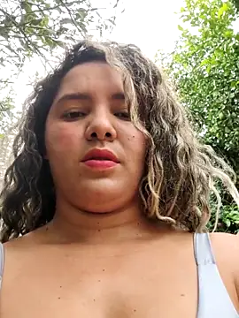 Snapshot of Alice_fulldirty chatting on June 15, 2026, 9:17 pm Alice fulldirty online show from June 15, 2026, 9:17 pm