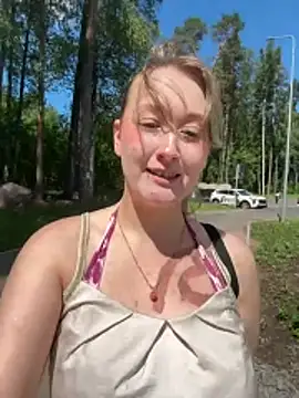 yourcherry3 online show from June 18, 2026, 10:52 am