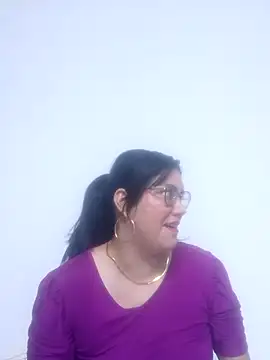 Sallydickinson online show from July 14, 2026, 4:23 pm
