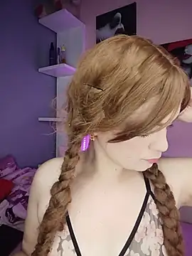hanna horny77 online show from July 2, 2026, 3:07 pm