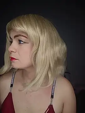 hanna horny77 online show from July 23, 2026, 2:26 pm