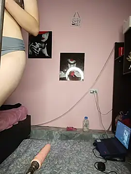 hanna horny77 online show from July 31, 2026, 3:44 pm