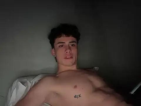 eduardoogz online show from July 8, 2026, 2:49 am