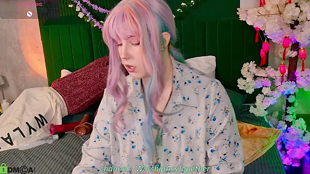 Candy-yeah online show from June 27, 2026, 1:54 am