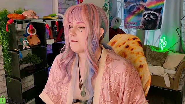 Candy-yeah online show from June 29, 2026, 1:12 am