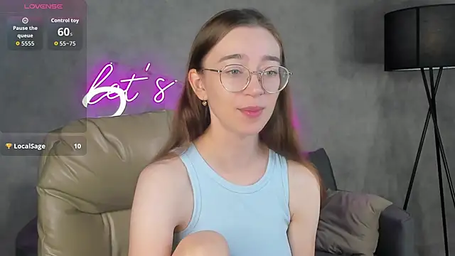 Snapshot of Lucy_Green chatting on July 30, 2026, 12:42 am Lucy Green online show from July 30, 2026, 12:42 am