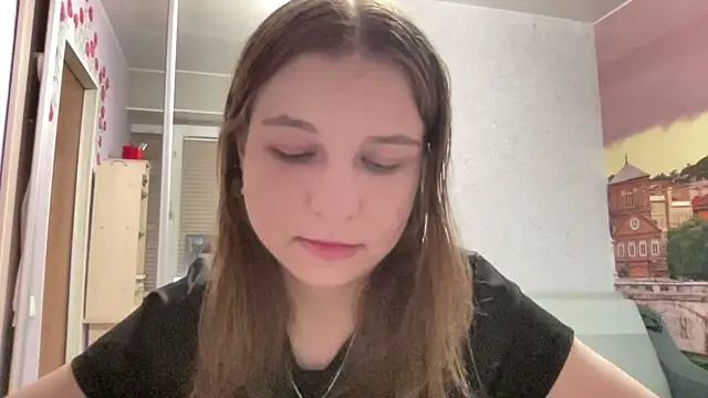 HwaTrippel online show from July 16, 2026, 6:47 pm