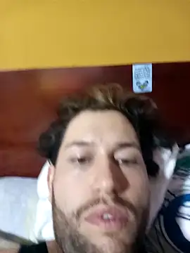 conejomalo45 online show from June 16, 2026, 4:37 am