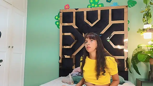 Snapshot of HANNA_SEBAS chatting on July 4, 2026, 1:06 pm HANNA SEBAS online show from July 4, 2026, 1:06 pm