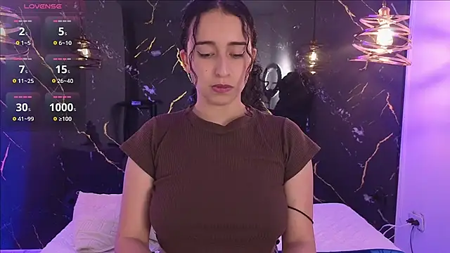 ZoeBlissX online show from July 18, 2026, 11:47 am