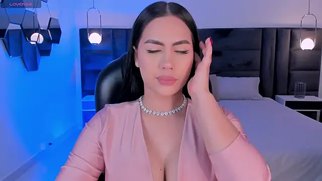 Snapshot of SabrinaMontclair chatting on June 29, 2026, 9:15 pm SabrinaMontclair online show from June 29, 2026, 9:15 pm