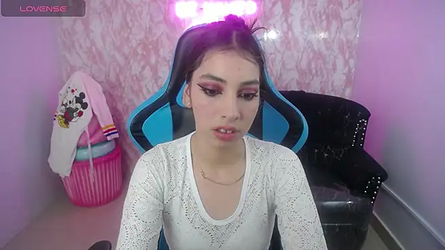 KiaraStar ch online show from July 10, 2026, 8:44 pm