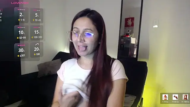 Snapshot of tiana_sweet chatting on June 20, 2026, 2:14 am tiana sweet online show from June 20, 2026, 2:14 am