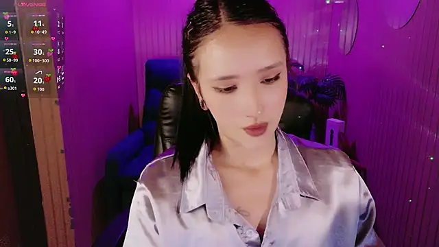 Snapshot of Natasha-secret chatting on July 4, 2026, 9:32 pm Natasha-secret online show from July 4, 2026, 9:32 pm
