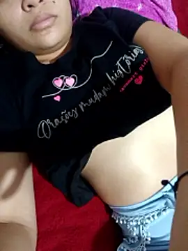 lovebeby1 online show from June 17, 2026, 10:06 am