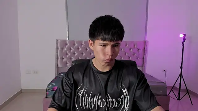 ryo kush  online show from July 17, 2026, 1:18 pm