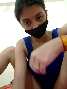 Snapshot of pooja_riya chatting on July 7, 2026, 3:31 am pooja riya online show from July 7, 2026, 3:31 am