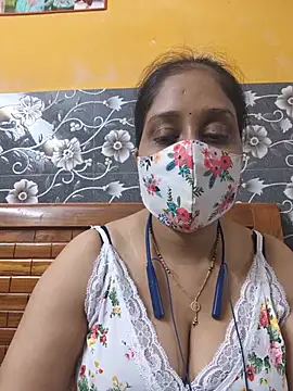 Snapshot of Garimaa_Cherry chatting on July 16, 2026, 6:14 pm Garimaa Cherry online show from July 16, 2026, 6:14 pm