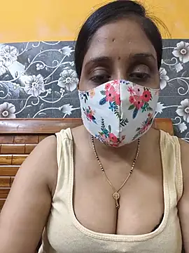 Snapshot of Garimaa_Cherry chatting on July 18, 2026, 6:56 pm Garimaa Cherry online show from July 18, 2026, 6:56 pm