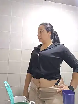 Melany Ariadna  online show from July 5, 2026, 11:23 pm