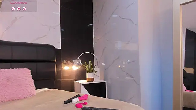 Velvet GG online show from July 24, 2026, 11:41 am