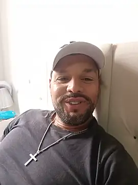 mario181309 online show from June 20, 2026, 1:36 pm