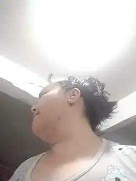BigAssQueenLatina online show from June 23, 2026, 3:32 pm