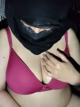 chubby shori online show from June 18, 2026, 8:13 pm