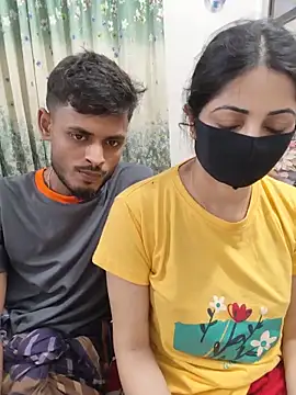 Couple-202 online show from June 19, 2026, 4:22 pm