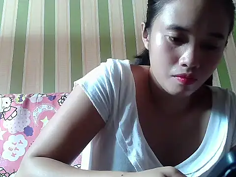 sophie 193 online show from July 13, 2026, 4:59 am