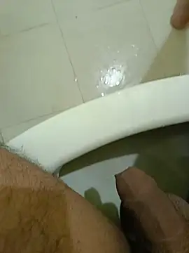  horny  boy online show from June 24, 2026, 11:04 pm