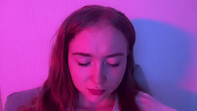 Joloria online show from June 21, 2026, 3:42 am