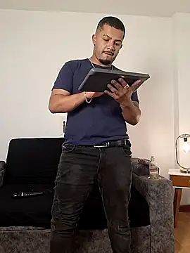 BrunoSilva  online show from July 3, 2026, 12:22 pm