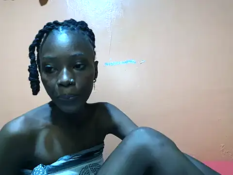 Snapshot of petite_clara2 chatting on July 3, 2026, 1:17 pm petite clara2 online show from July 3, 2026, 1:17 pm