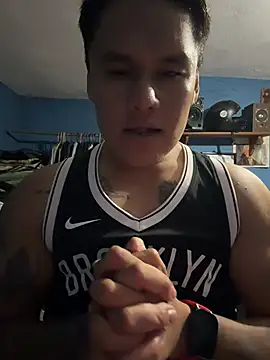 LatinoLeones online show from July 18, 2026, 5:22 am