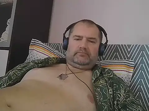 CristianDaniel78 online show from July 15, 2026, 5:23 am