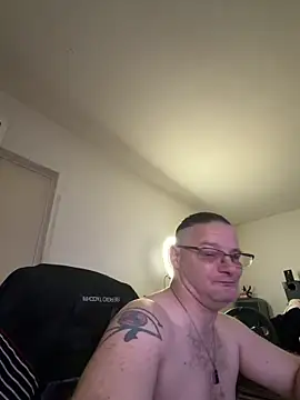 darkzhorsX online show from June 23, 2026, 1:03 am