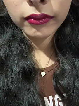 Kaarrae online show from June 24, 2026, 5:23 pm