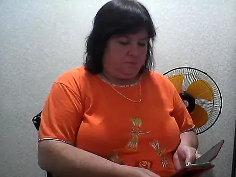 Snapshot of HannahAna39 chatting on June 23, 2026, 12:58 pm HannahAna39 online show from June 23, 2026, 12:58 pm