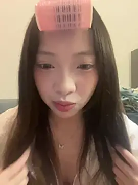 YY-1-1-1 online show from August 9, 2026, 12:54 pm