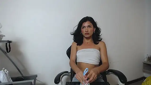 Snapshot of Madisson_joness1 chatting on July 31, 2026, 7:35 pm Madisson joness1 online show from July 31, 2026, 7:35 pm
