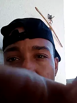 Coleeliinha online show from July 5, 2026, 4:14 pm