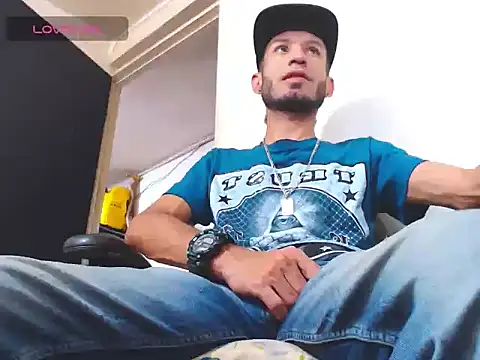 WOLFMONSTERDICK online show from July 10, 2026, 8:33 pm